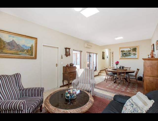 4 BEDROOM HOUSE FOR SALE IN FOURWAYS